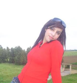 (l)>>>sarah<<<(l)